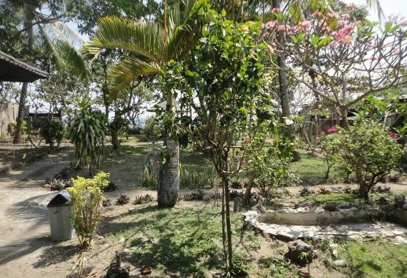 Hotelli Pakuna Beach