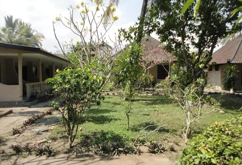 Hotelli Pakuna Beach