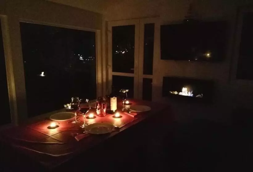 ペンション Casa De Sub Padure