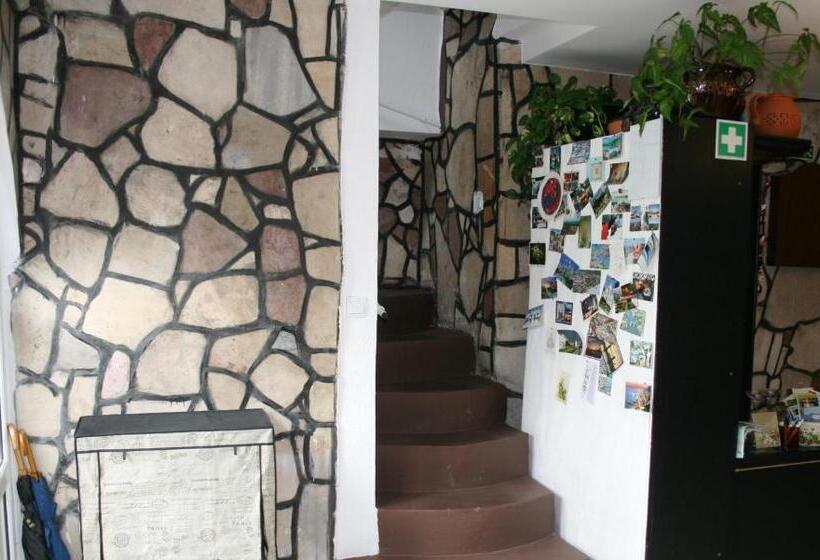 ペンション Fontana Vendégház