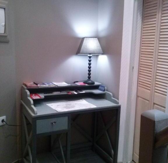 住宿加早餐  Chambre D Hôtes Le Massanous