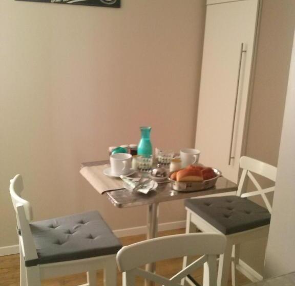 住宿加早餐  Chambre D Hôtes Le Massanous