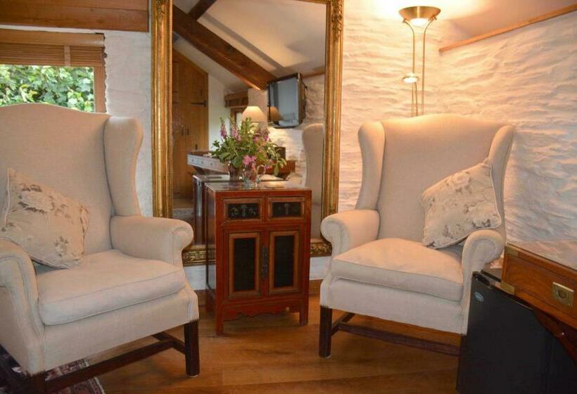 Bed and Breakfast Kerswell Farmhouse