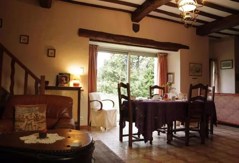 Aamiaismajoitus (B&B) La Commanderie