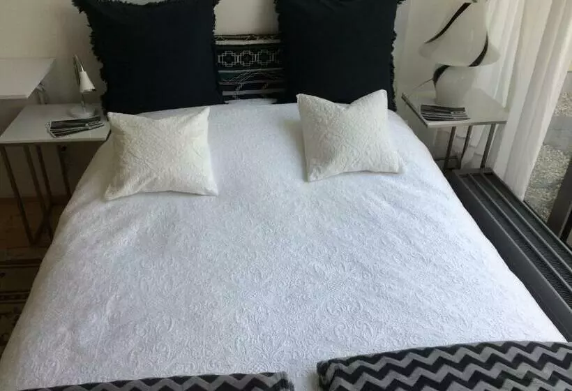 Aamiaismajoitus (B&B) Room Art Lovers