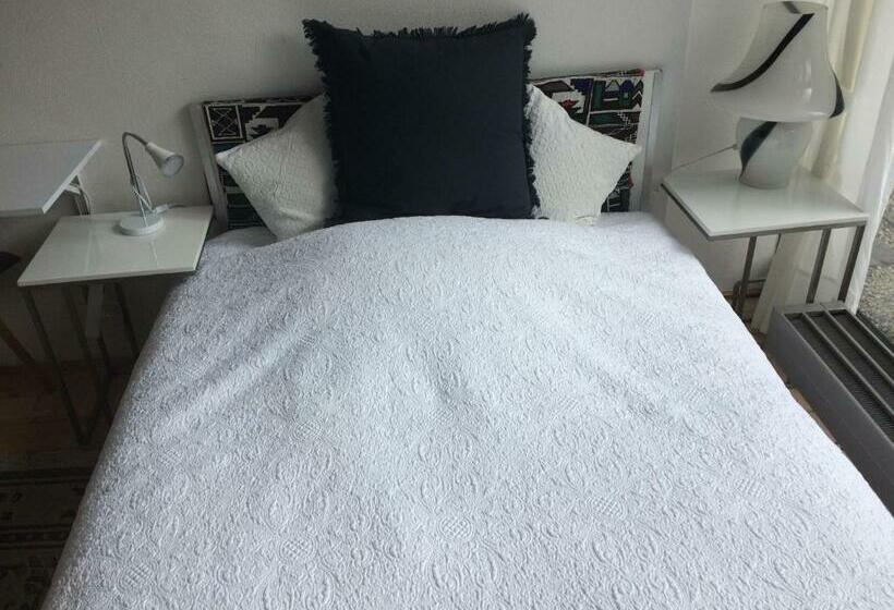 住宿加早餐  Room Art Lovers