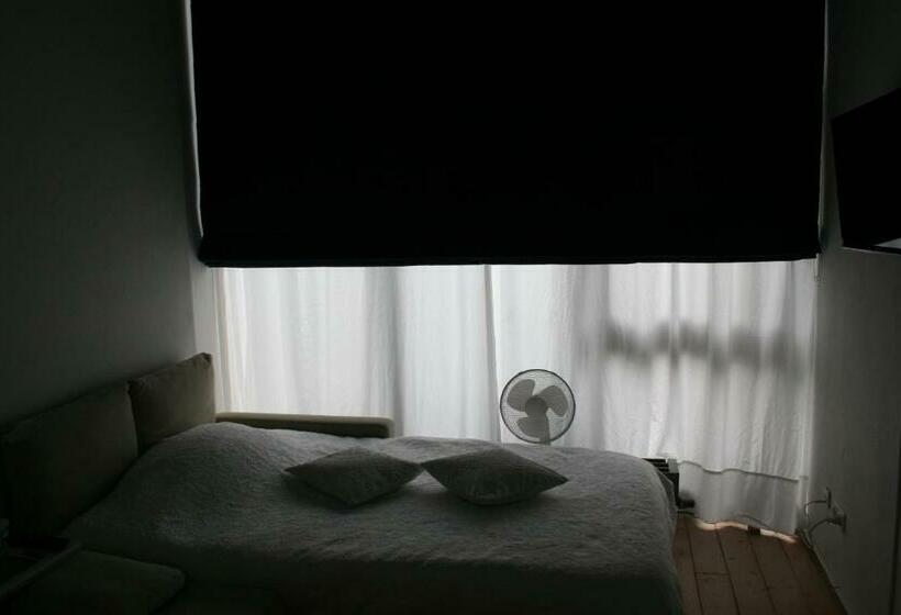 住宿加早餐  Room Art Lovers