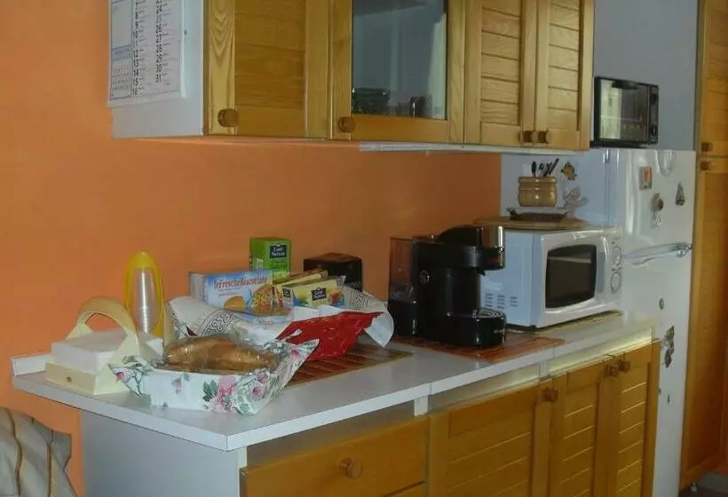 ベッドアンドブレックファースト Sempione 72