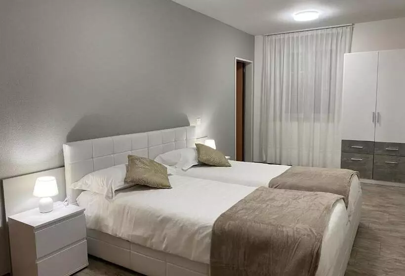 Hotelli Albergo Stazione