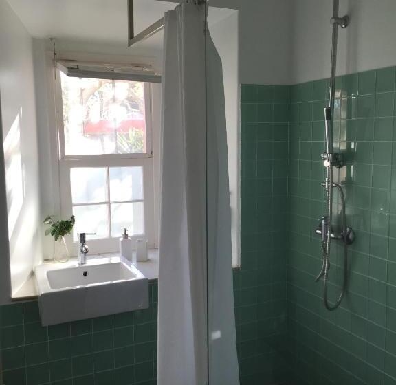 پانسیون Casa Do Populo