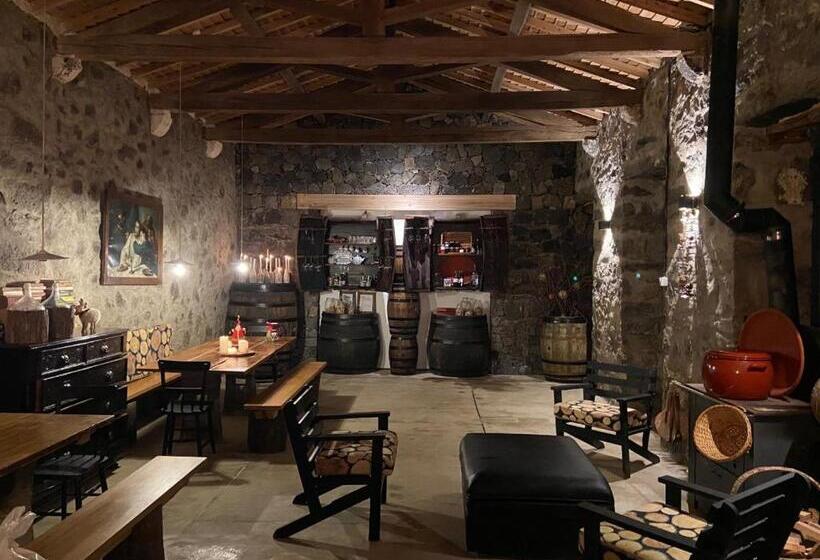 پانسیون Casa Do Populo