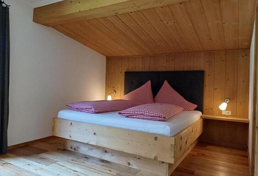 פנסיון Haus Petra