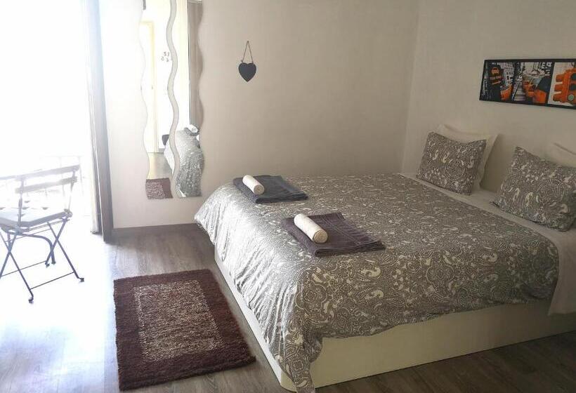 پانسیون Taah Billa Guest House