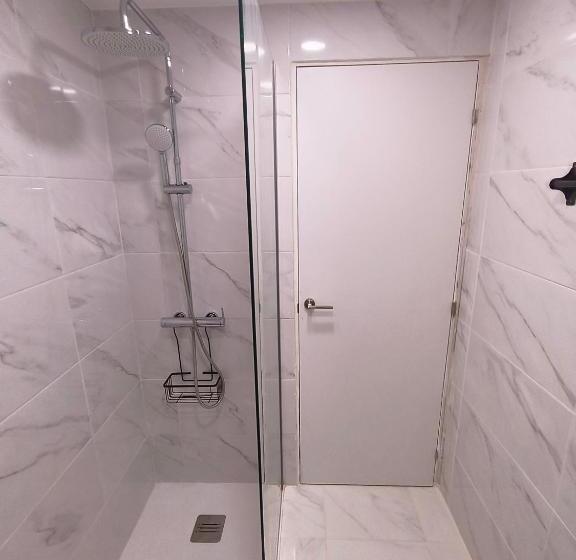 پانسیون Taah Billa Guest House