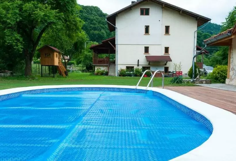 ペンション Villa Don Maro