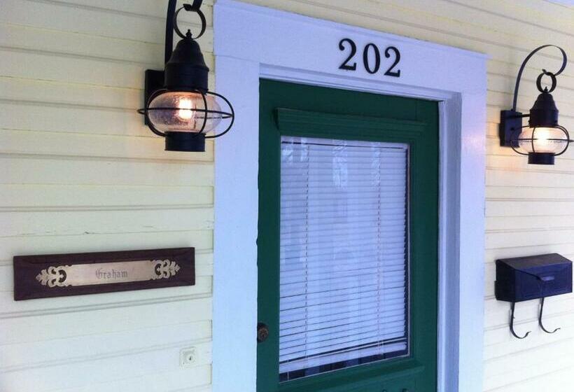 فندق صغير Brooks House Suites