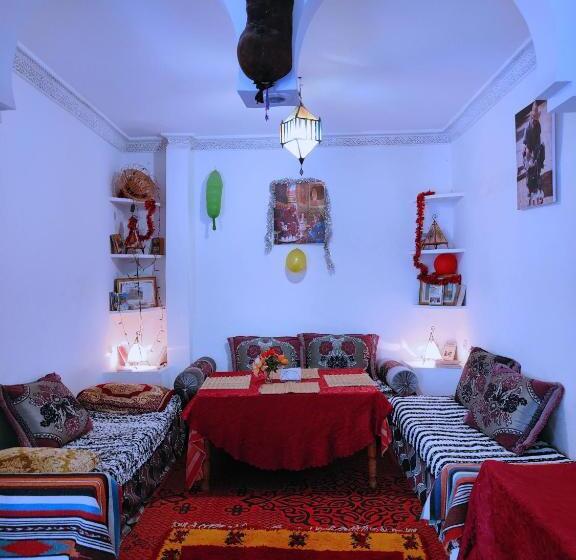 Vandrarhem Riad Kasbah Des Roches