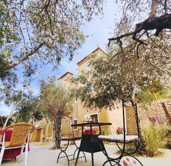 Vandrarhem Riad Kasbah Des Roches