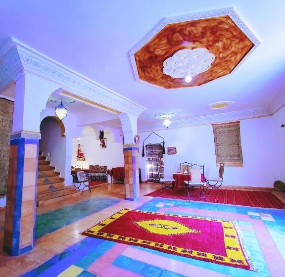 Vandrarhem Riad Kasbah Des Roches