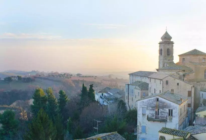 Aamiaismajoitus (B&B) Dimora Nel Borgo