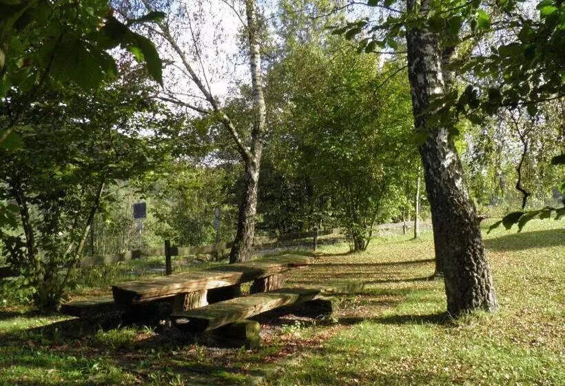 Aamiaismajoitus (B&B) Gasthof Walhalja