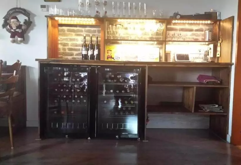 Aamiaismajoitus (B&B) Gasthof Walhalja