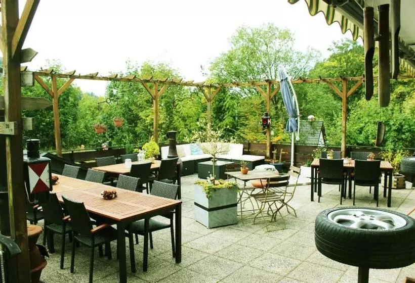 Aamiaismajoitus (B&B) Gasthof Walhalja