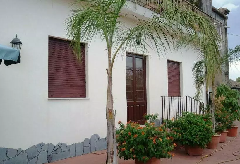 Aamiaismajoitus (B&B) Le Grotte