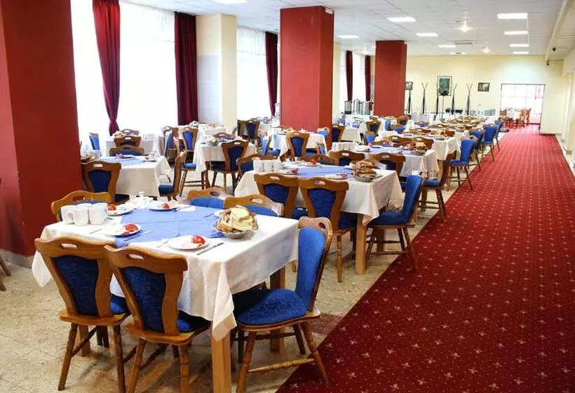 Hotelli Montana   Covasna