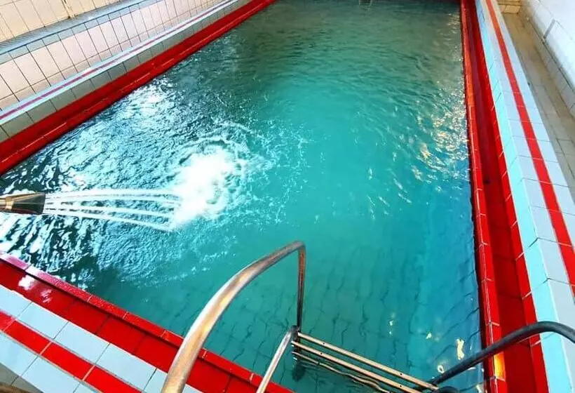 Hotelli Montana   Covasna