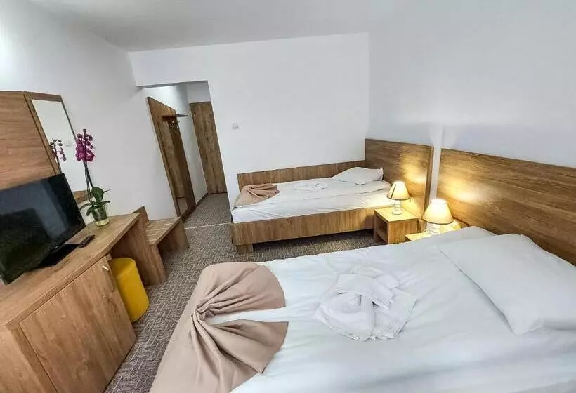 Hotelli Montana   Covasna