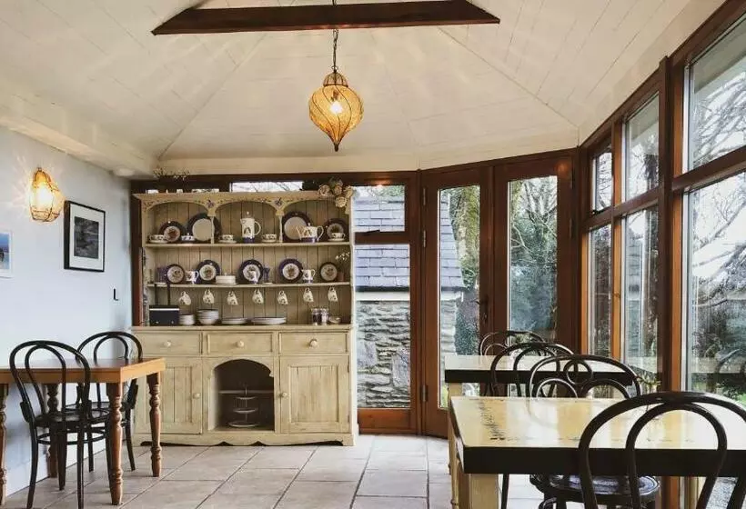 ベッドアンドブレックファースト Mossie S