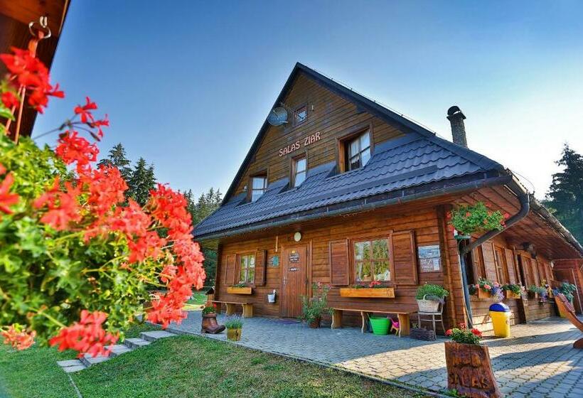 פנסיון Ubytovanie Pod Horami S Reštauráciou Salaš žiar