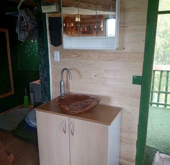 پانسیون Tree House Ramona & Fairytale Wooden House By Ljubljana