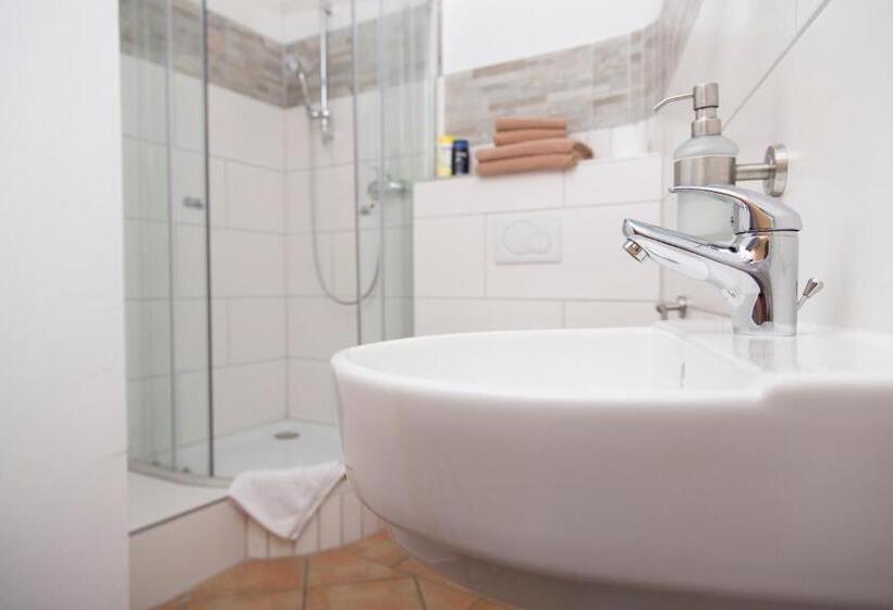 Pension Gästehaus La Mula