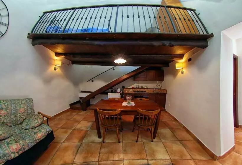 ベッドアンドブレックファースト Al Vecchio Cellaio Historical Guest House