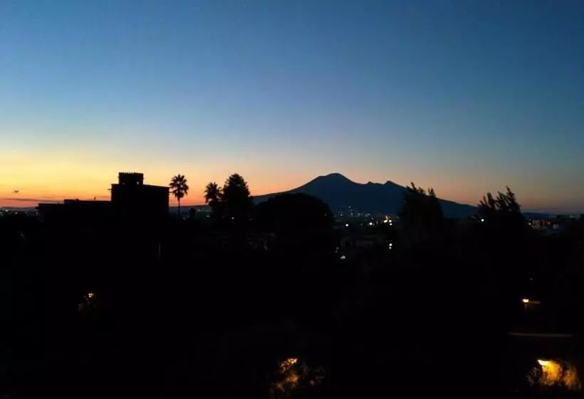 ベッドアンドブレックファースト Al Vecchio Cellaio Historical Guest House