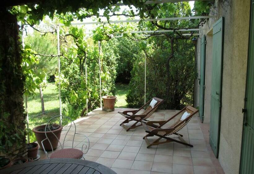 Bed and Breakfast Clos Saintegarde