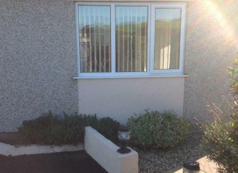 تختخواب و صبحانه Crossroads