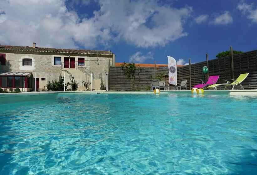 ベッドアンドブレックファースト Les Chambres De Montplaisir