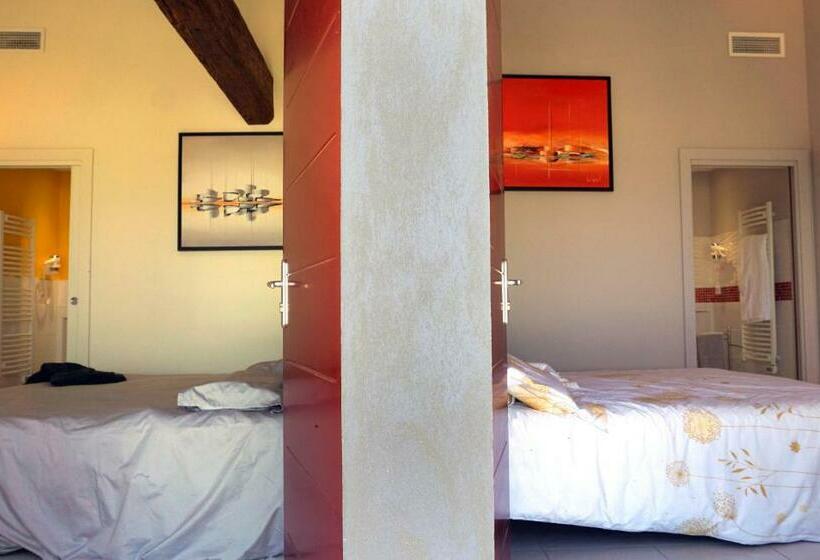 ベッドアンドブレックファースト Les Chambres De Montplaisir