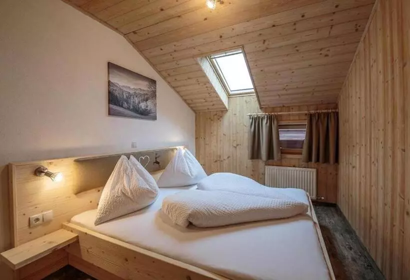 ホテル Appartements Grünholz