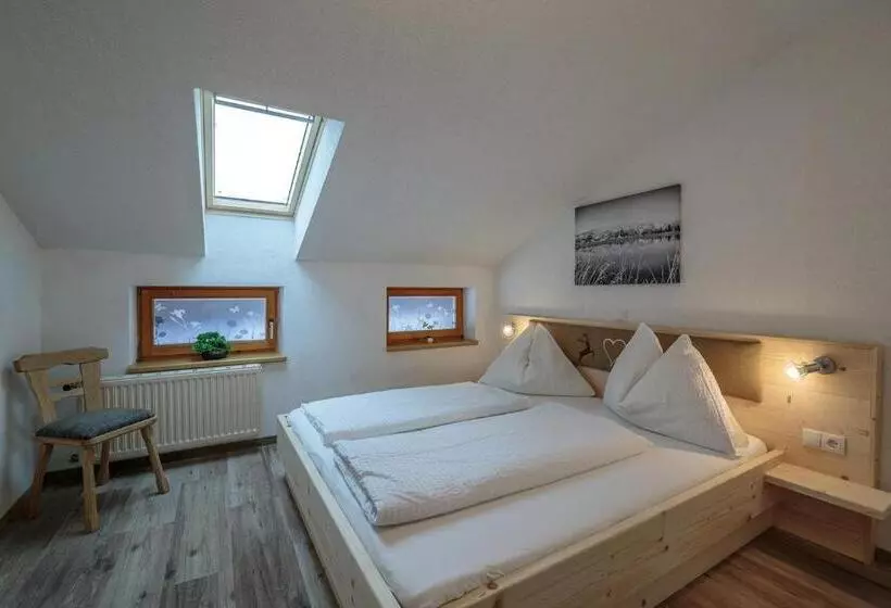 ホテル Appartements Grünholz