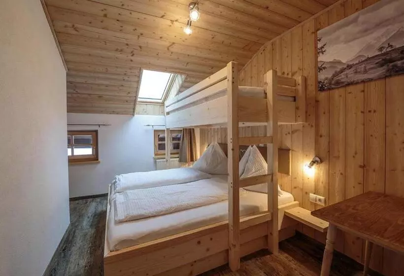 ホテル Appartements Grünholz