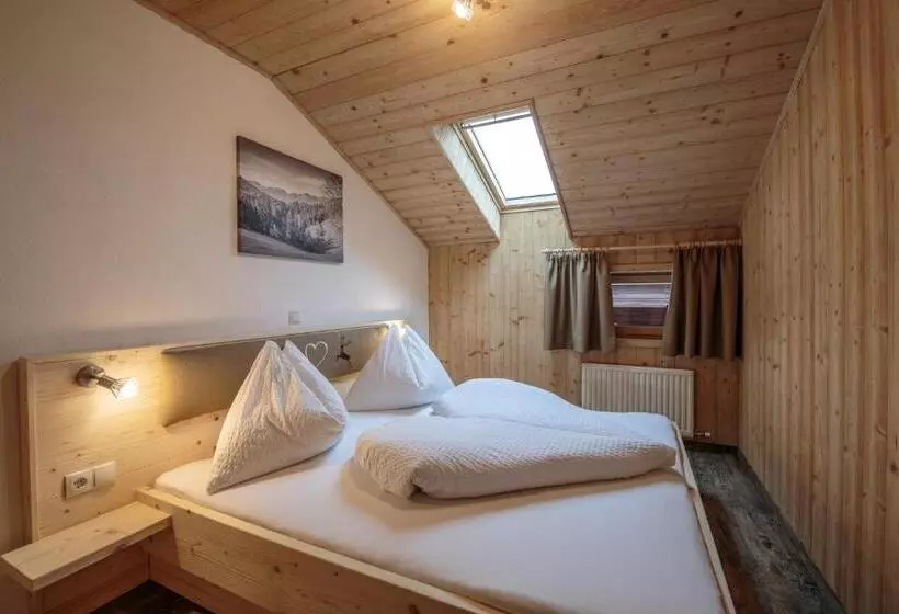 ホテル Appartements Grünholz