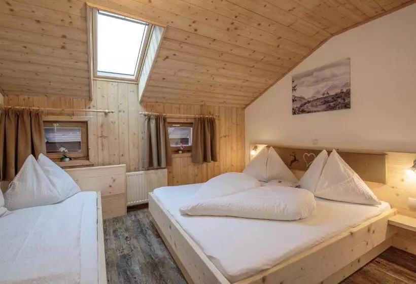 ホテル Appartements Grünholz