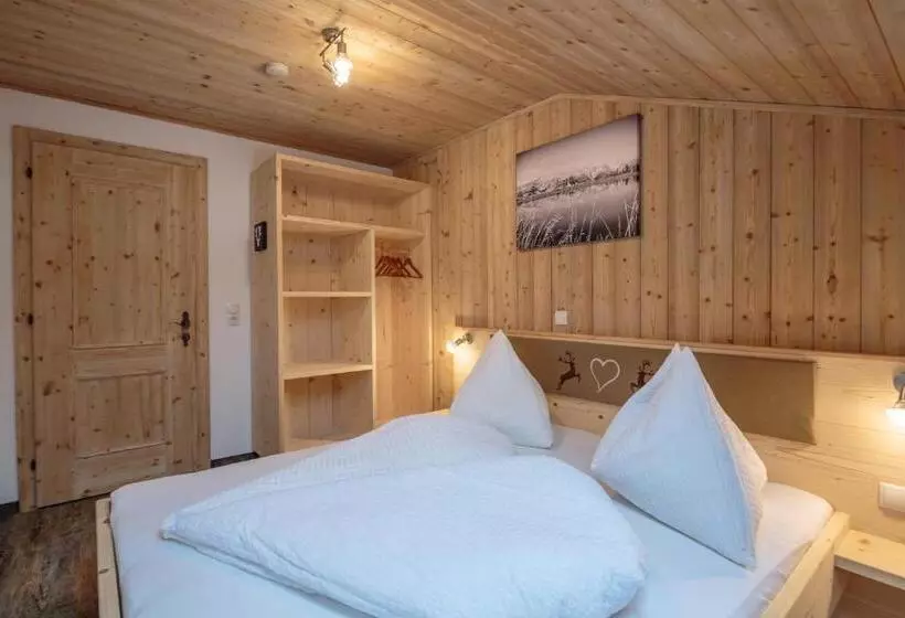 ホテル Appartements Grünholz