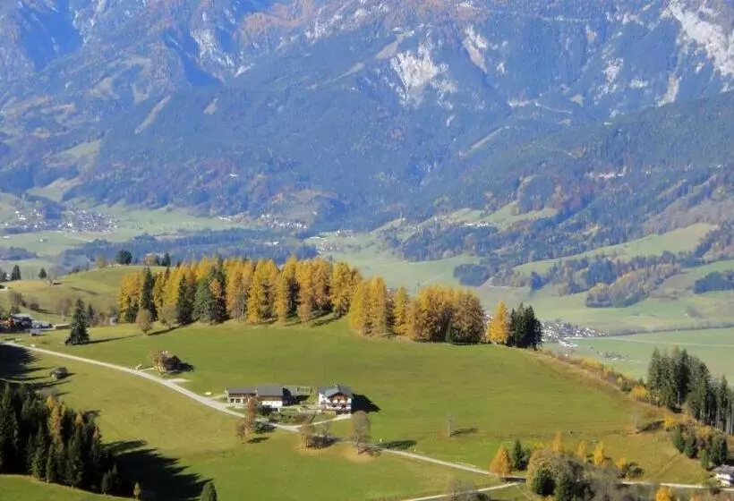 ホテル Kirchenbichlerhof