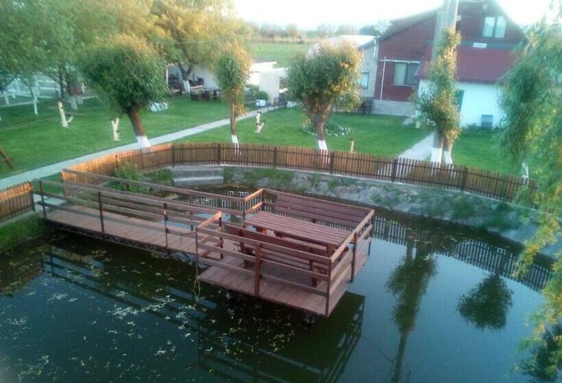 Otel Pensiunea ,,la Struti