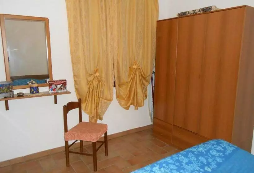 ホテル La Piaggiola Degli Olivi